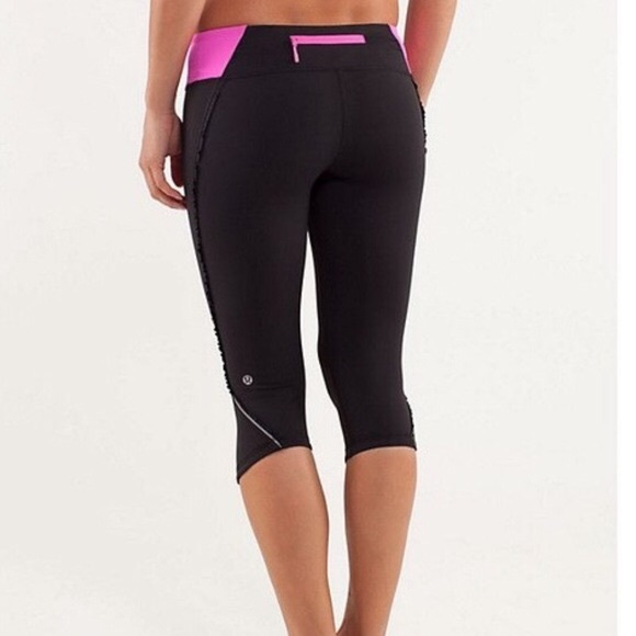 đź’•LULULEMON Ruffle Crop Legging - Picture 1 of 8